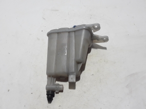  Tank for coolant 