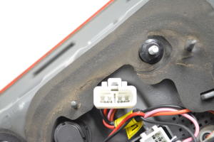 Hyundai i40 (2011–2026) Tagatuli tagaluugil 924033Z000 - 3