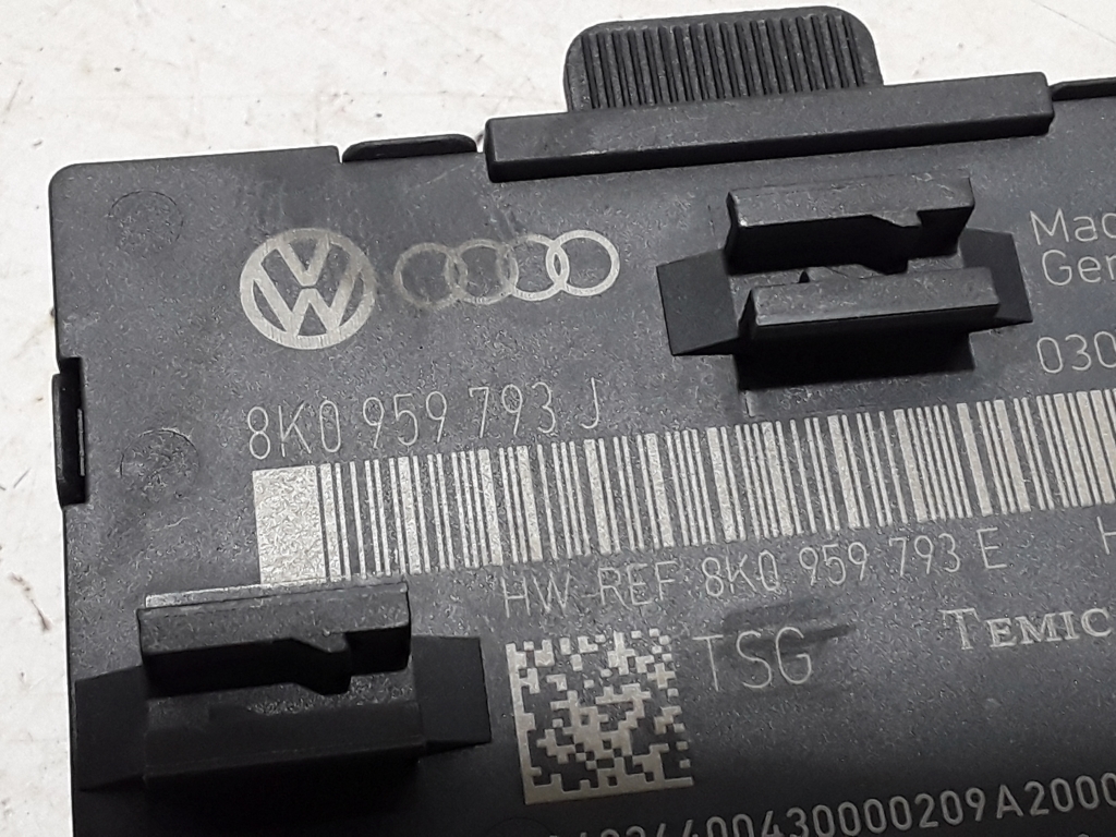 AUDI Q5 8R (2008-2017) Front Left Door Control Unit 8K0959793 22424797