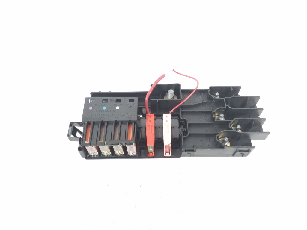 MERCEDES-BENZ R-Class W251 (2005-2017) Fuse box A2115452601 21940785