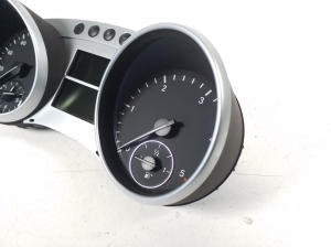 Mercedes Benz R-Class 251 (2006–2017) Instrument cluster A2515404448 - 3