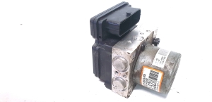Hyundai i30 (2011–2017) ABS unit A658920800 - 4