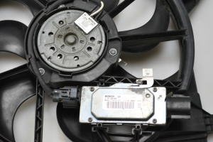 Mazda 3 (2009–2013) Cooling fan 8V618C607AC - 5
