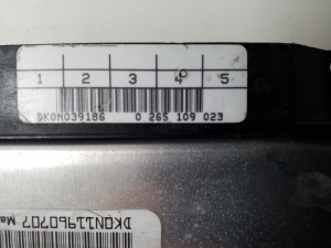 BMW 5 SERIES E39 (1995–2004) Relais ABS-Block 0265109023 - 2