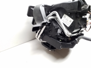 Mercedes Benz A-Class 176 (2012–2018) Heater and its parts A2468308300 - 3