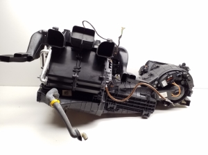 Mercedes Benz A-Class 176 (2012–2018) Heater and its parts A2468308300 - 5