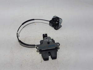 Trunk lid lock - 31276700