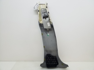 Mercedes Benz CLS-Class 219 (2004–2010) Keskpiilari siseviimistlus A2196901025 - 2