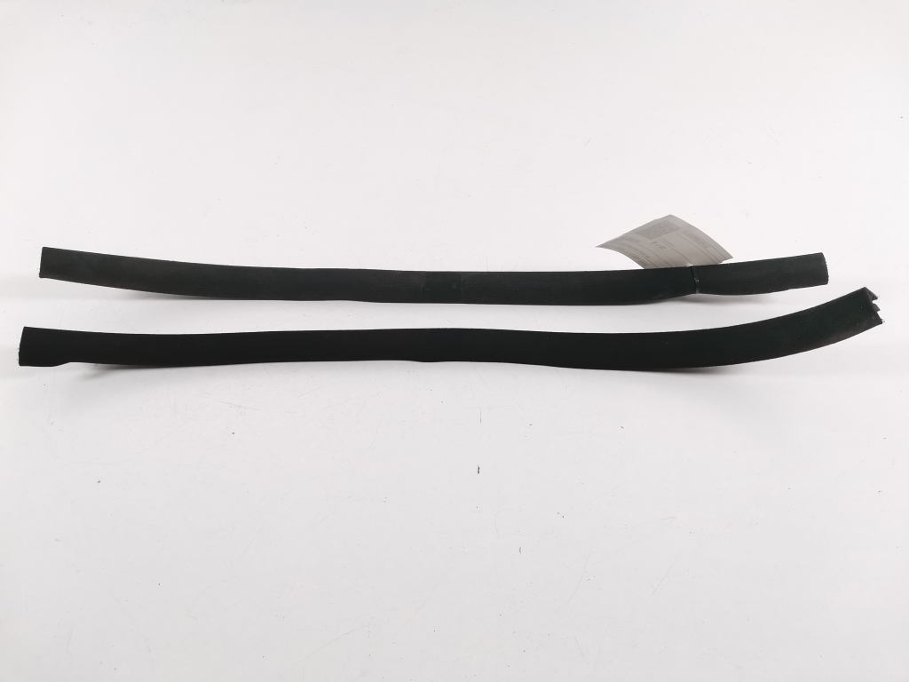 Mercedes Benz SLK-Class 171 (2004–2011) Esiukse tihenduskumm A1716970151 Mercedes Benz SLK-Class 171 (2004–2011) Esiukse tihenduskumm A1716970151