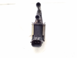 Suzuki Vitara ET (1988–2006) Solenoid K5T48486 - 2