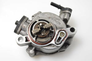  Vacuum pump 