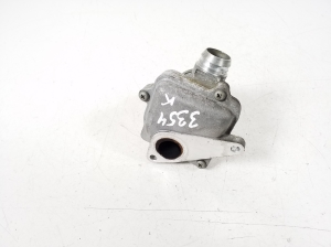  EGR valve 