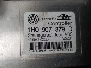 Volkswagen Passat B4 (1993–1997) ABS unit 1H0907379D - 3
