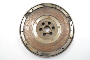  Clutch flywheel 