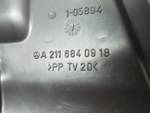 Mercedes Benz CLS-Class 219 (2004–2010) Muu kaitse A2116840918 - 2