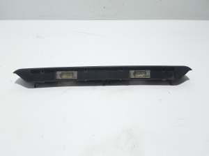   Boîtier d’éclairage de plaque d’immatriculation  - 7700352127 