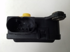 Volkswagen Passat B5 (1997–2005) Stellmotor Heizungsklappe 0132801214 - 3