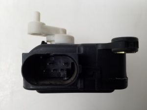 AUDI A6 C5 (1997–2005) Stellmotor Heizungsklappe 0132801159 - 2
