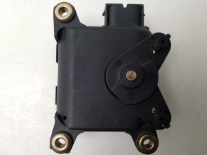Volkswagen Passat B5 (1997–2005) Stellmotor Heizungsklappe 0132801149 - 3