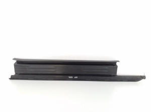 Mercedes Benz SLK-Class 171 (2004–2011) Sisemine läveliist A1716800135 - 3