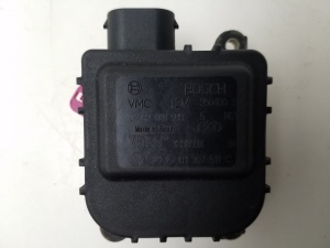 Stellmotor Heizungsklappe - 0132801213