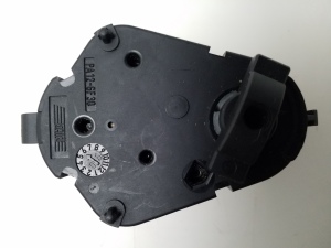 BMW 5 SERIES E60 (2003–2010) Stellmotor Heizungsklappe 6942990 - 3
