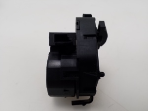 BMW 5 SERIES E60 (2003–2010) Heater flap actuator 6942988 - 2