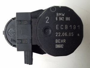 Salona sildītāja aizbīdņa motoriņš - 6942986