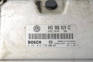 Skoda Roomster (2006–2015) Mootori juhtplokk 045906019CC - 3
