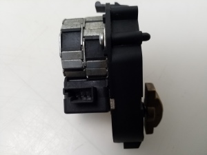 BMW 5 SERIES E39 (1995–2004) Salongi soojenduse klapi mootor 8363796 - 3
