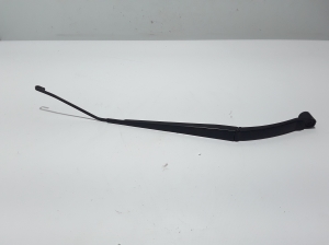  Windshield wiper blade 