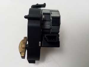 BMW 5 SERIES E39 (1995–2004) Salongi soojenduse klapi mootor 8363795 - 3