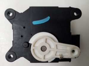NISSAN Tiida C11 (2004–2014) Stellmotor Heizungsklappe F885565Q - 2