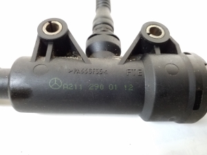 Mercedes Benz SLK-Class 171 (2004–2011) Siduri peasilinder A2112900112 - 2