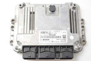 Calculateur moteur - 9M5112A650AE