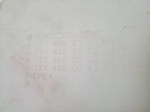 Mercedes Benz SLK-Class 171 (2004–2011) Scheibenwaschbehälter vorne A1718600060 - 3