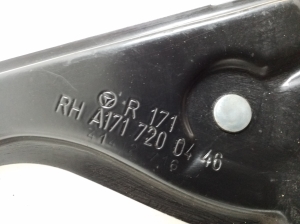 Mercedes Benz SLK-Class 171 (2004–2011) Priekšējo durvju logu pacēlājs un tā daļas - 2