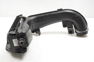 BMW 5 SERIES F10 (2010–2017) Luftfiltergehäuse 8573761 - 3