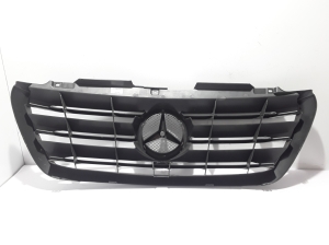  Front grille 