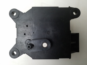 Peugeot Partner I (1996–2008) Stellmotor Heizungsklappe 030998Z - 2