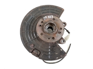 Mercedes Benz ML-Class 163 (1998–2005) Radnabe Vorderrad A1633300520 - 2