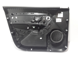 Dacia Duster (2017–2024) Front door panel 809008061R - 2
