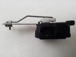 AUDI A6 C5 (1997–2005) Stellmotor Heizungsklappe 0132801137 - 2