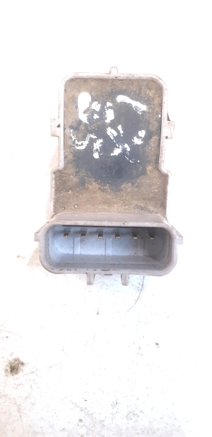 Hyundai ix35 (2009–2015) Capteur de stationnement arrière 9572025000 - 3