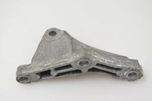 BMW 5 SERIES F10 (2010–2017) Muu kinnitus 8599773 - 3