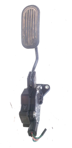 LEXUS IS (2005–2013) Accelerator pedal sensor 7811053010 - 2