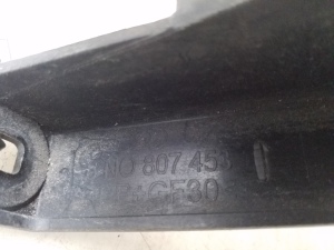 AUDI TT (1998–2006) Tagakaitseraua kinnitus 8N0807453 - 2