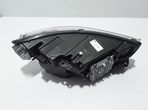 VOLVO XC40 (2017–2026) Esituli 31446778 - 4