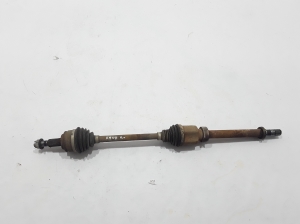   Priekšējā pusass un tās detaļas  - 391007525R 