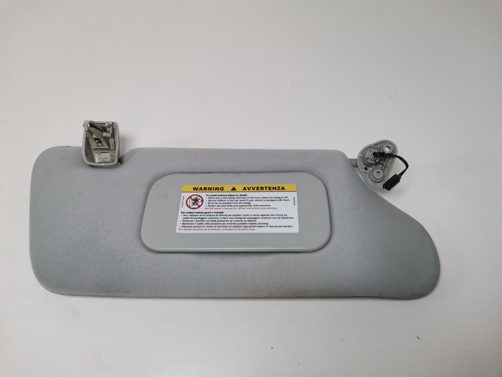 Mercedes Benz ML-Class 163 (1998–2005) Sonnenblende A1638102410 Mercedes Benz ML-Class 163 (1998–2005) Sonnenblende A1638102410